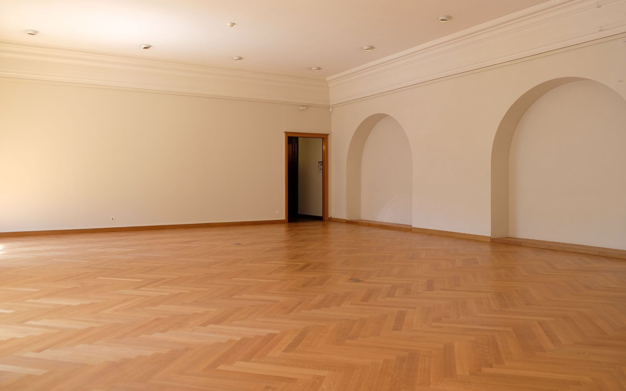 New flooring in an empty finished room