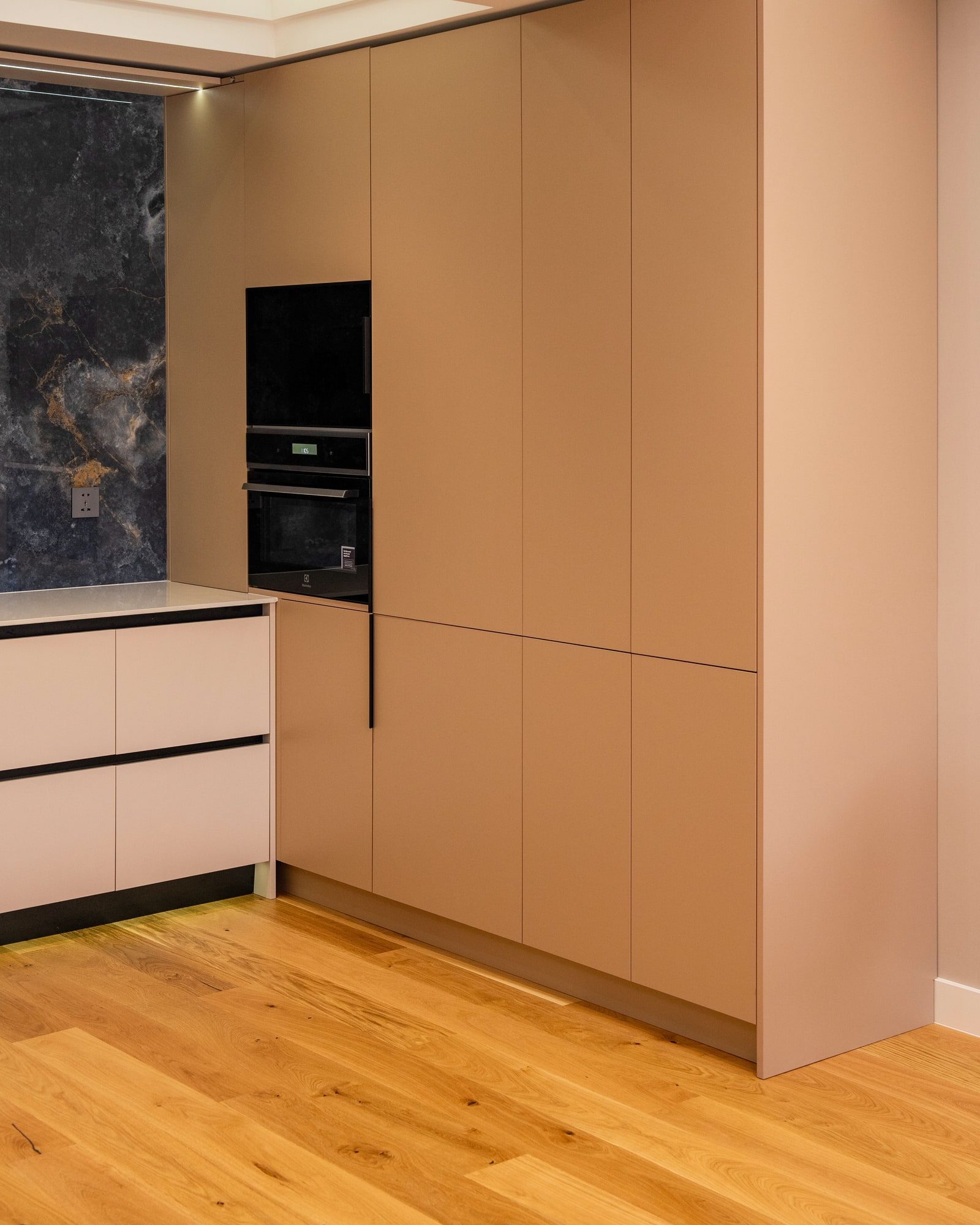 A finished kitchen with full-height cabinetry